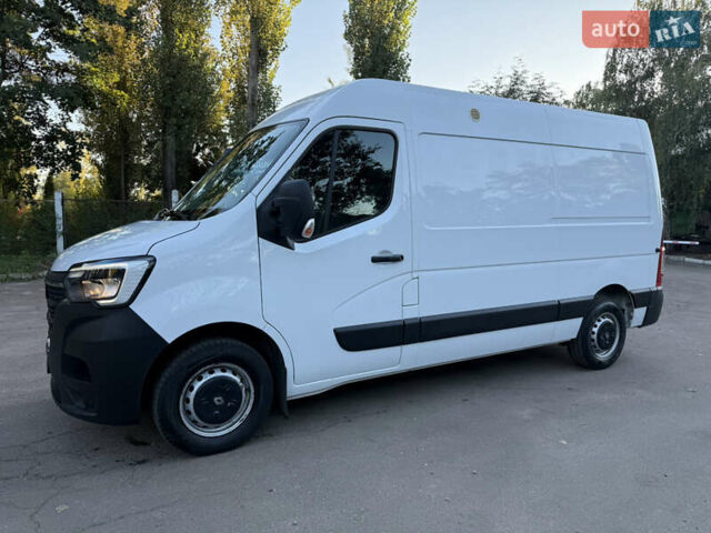 Белый Рено Мастер, объемом двигателя 2.3 л и пробегом 250 тыс. км за 19500 $, фото 8 на Automoto.ua
