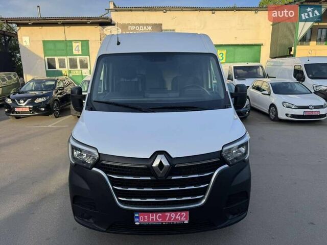 Белый Рено Мастер, объемом двигателя 2.3 л и пробегом 182 тыс. км за 21900 $, фото 2 на Automoto.ua