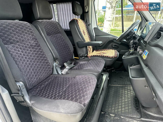 Белый Рено Мастер, объемом двигателя 2.3 л и пробегом 290 тыс. км за 23800 $, фото 26 на Automoto.ua