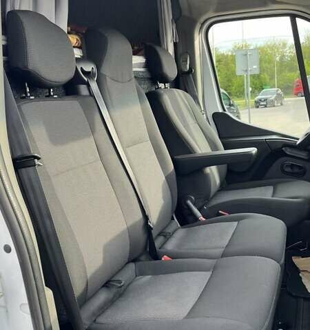 Білий Рено Мастєр, об'ємом двигуна 2.3 л та пробігом 212 тис. км за 18200 $, фото 13 на Automoto.ua