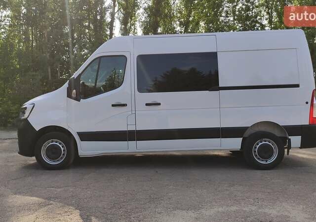 Белый Рено Мастер, объемом двигателя 2.3 л и пробегом 238 тыс. км за 17350 $, фото 22 на Automoto.ua