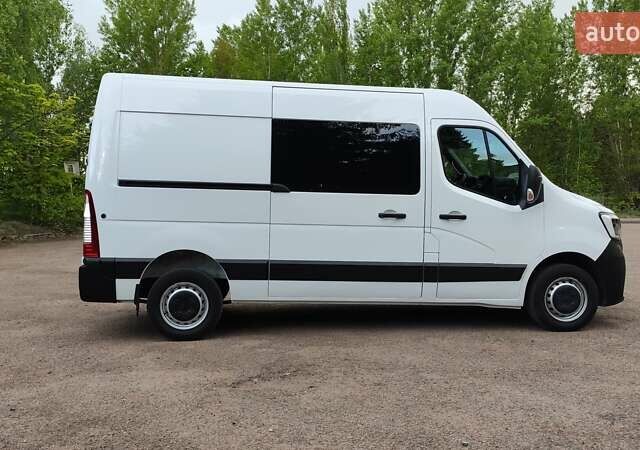 Белый Рено Мастер, объемом двигателя 2.3 л и пробегом 237 тыс. км за 17700 $, фото 8 на Automoto.ua