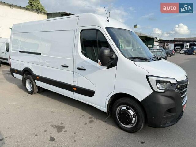 Белый Рено Мастер, объемом двигателя 2.3 л и пробегом 219 тыс. км за 21900 $, фото 3 на Automoto.ua