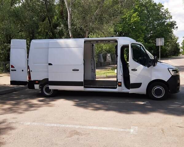 Белый Рено Мастер, объемом двигателя 2.3 л и пробегом 216 тыс. км за 18850 $, фото 20 на Automoto.ua