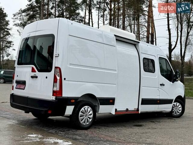 Белый Рено Мастер, объемом двигателя 2.3 л и пробегом 229 тыс. км за 16949 $, фото 5 на Automoto.ua