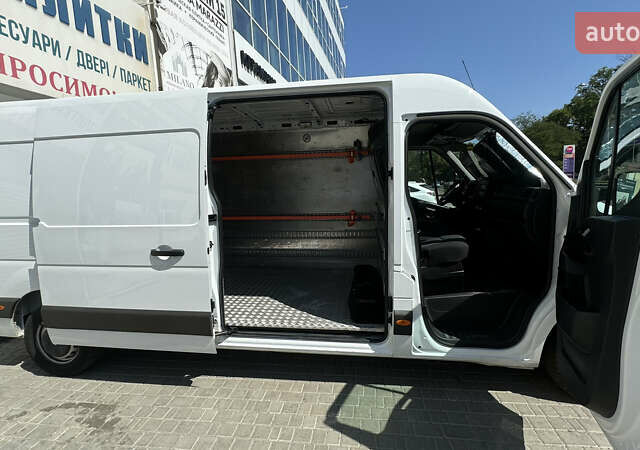 Білий Рено Мастєр, об'ємом двигуна 2.3 л та пробігом 186 тис. км за 18900 $, фото 10 на Automoto.ua