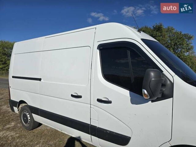 Белый Рено Мастер, объемом двигателя 2.3 л и пробегом 246 тыс. км за 18200 $, фото 14 на Automoto.ua