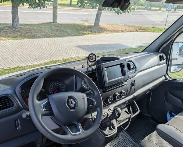 Белый Рено Мастер, объемом двигателя 2.3 л и пробегом 195 тыс. км за 23200 $, фото 32 на Automoto.ua