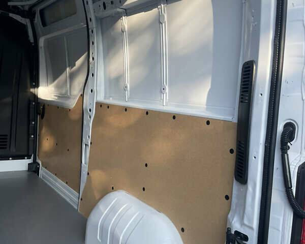 Білий Рено Мастєр, об'ємом двигуна 2.3 л та пробігом 135 тис. км за 20600 $, фото 13 на Automoto.ua