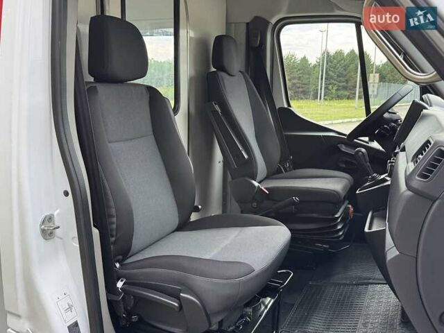 Белый Рено Мастер, объемом двигателя 2.3 л и пробегом 260 тыс. км за 17700 $, фото 28 на Automoto.ua