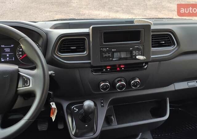 Белый Рено Мастер, объемом двигателя 2.3 л и пробегом 237 тыс. км за 17700 $, фото 26 на Automoto.ua