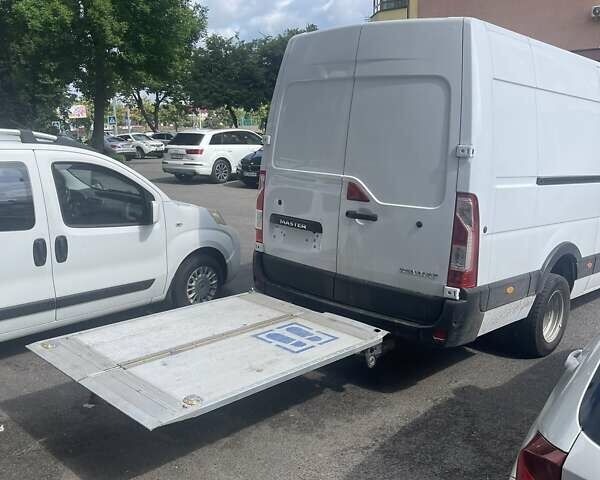 Белый Рено Мастер, объемом двигателя 2.3 л и пробегом 195 тыс. км за 23200 $, фото 9 на Automoto.ua