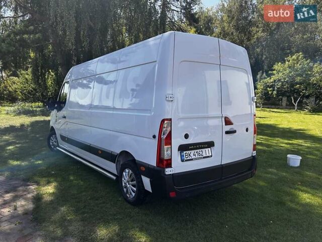 Белый Рено Мастер, объемом двигателя 2.3 л и пробегом 213 тыс. км за 19800 $, фото 8 на Automoto.ua
