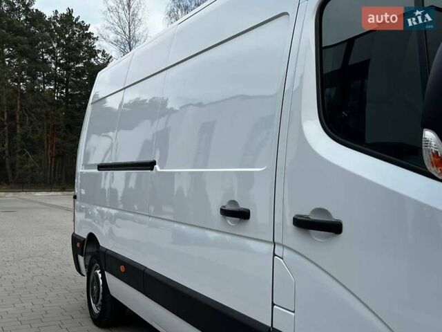 Белый Рено Мастер, объемом двигателя 2.3 л и пробегом 231 тыс. км за 17949 $, фото 20 на Automoto.ua