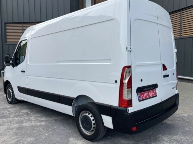 Белый Рено Мастер, объемом двигателя 2.3 л и пробегом 193 тыс. км за 18700 $, фото 3 на Automoto.ua