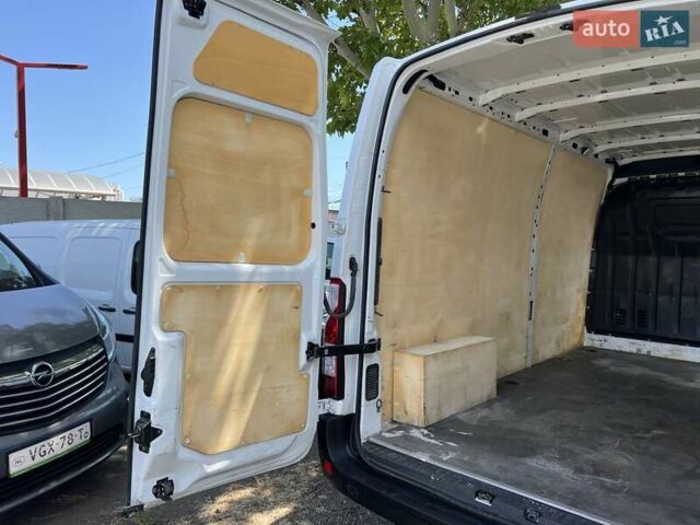 Белый Рено Мастер, объемом двигателя 2.3 л и пробегом 168 тыс. км за 20999 $, фото 32 на Automoto.ua