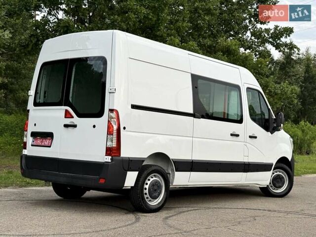 Белый Рено Мастер, объемом двигателя 2.3 л и пробегом 260 тыс. км за 17700 $, фото 6 на Automoto.ua