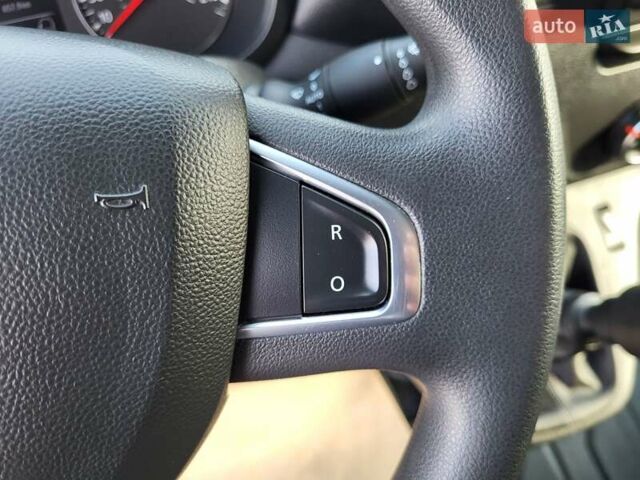 Белый Рено Мастер, объемом двигателя 2.3 л и пробегом 275 тыс. км за 21900 $, фото 73 на Automoto.ua