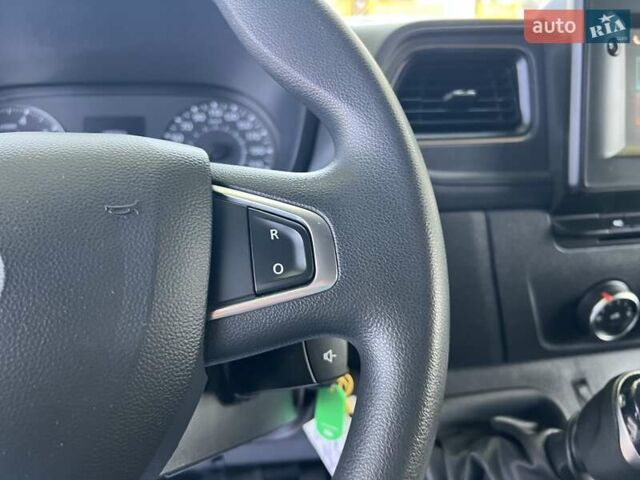 Белый Рено Мастер, объемом двигателя 2.3 л и пробегом 168 тыс. км за 20999 $, фото 22 на Automoto.ua