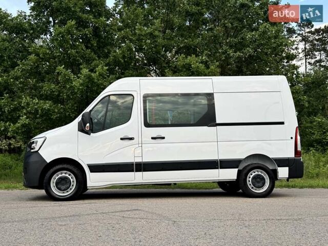 Белый Рено Мастер, объемом двигателя 2.3 л и пробегом 260 тыс. км за 17700 $, фото 11 на Automoto.ua