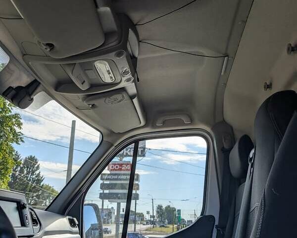 Белый Рено Мастер, объемом двигателя 2.3 л и пробегом 195 тыс. км за 23200 $, фото 37 на Automoto.ua