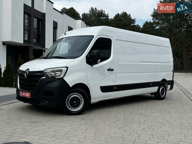 Белый Рено Мастер, объемом двигателя 2.3 л и пробегом 211 тыс. км за 16850 $, фото 2 на Automoto.ua