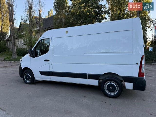 Белый Рено Мастер, объемом двигателя 2.3 л и пробегом 250 тыс. км за 19500 $, фото 9 на Automoto.ua