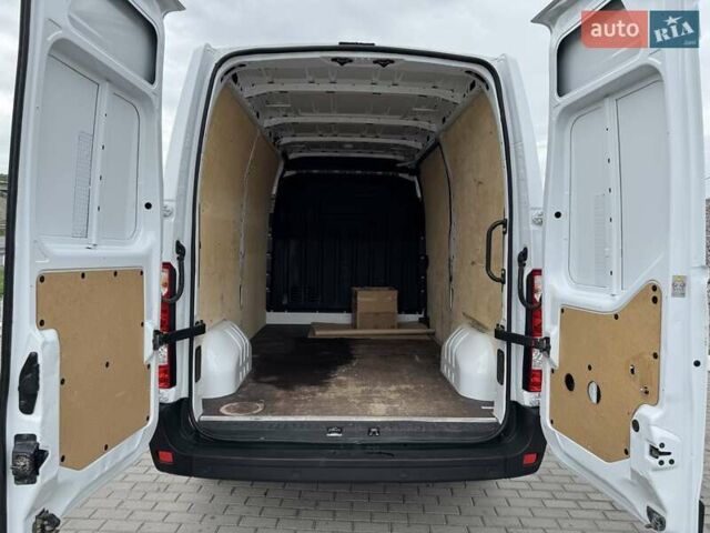Белый Рено Мастер, объемом двигателя 2.3 л и пробегом 207 тыс. км за 20000 $, фото 23 на Automoto.ua