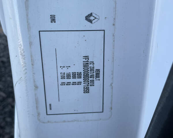 Білий Рено Мастєр, об'ємом двигуна 2.3 л та пробігом 135 тис. км за 20600 $, фото 24 на Automoto.ua