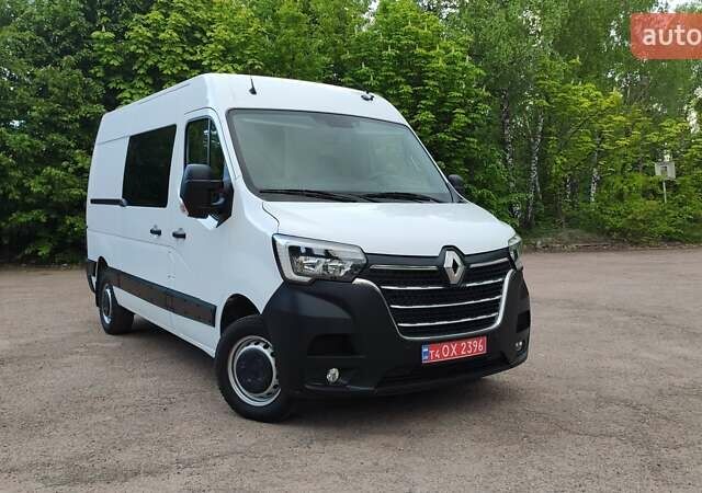 Белый Рено Мастер, объемом двигателя 2.3 л и пробегом 237 тыс. км за 17700 $, фото 21 на Automoto.ua