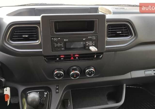 Белый Рено Мастер, объемом двигателя 2.3 л и пробегом 237 тыс. км за 17700 $, фото 25 на Automoto.ua
