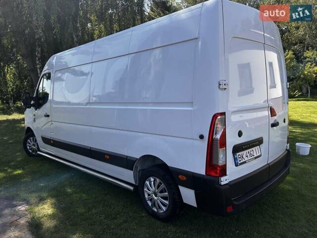 Белый Рено Мастер, объемом двигателя 2.3 л и пробегом 213 тыс. км за 19800 $, фото 10 на Automoto.ua