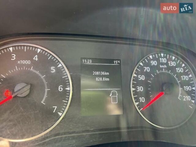 Белый Рено Мастер, объемом двигателя 2.3 л и пробегом 208 тыс. км за 20999 $, фото 11 на Automoto.ua