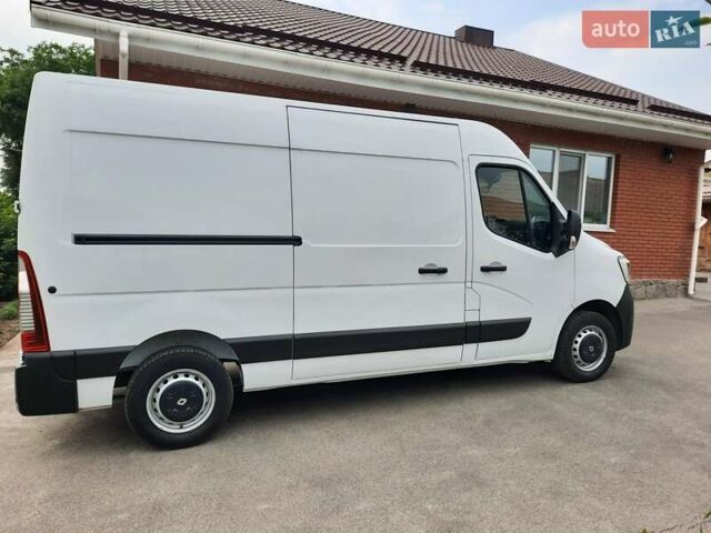 Белый Рено Мастер, объемом двигателя 2.3 л и пробегом 257 тыс. км за 18200 $, фото 9 на Automoto.ua