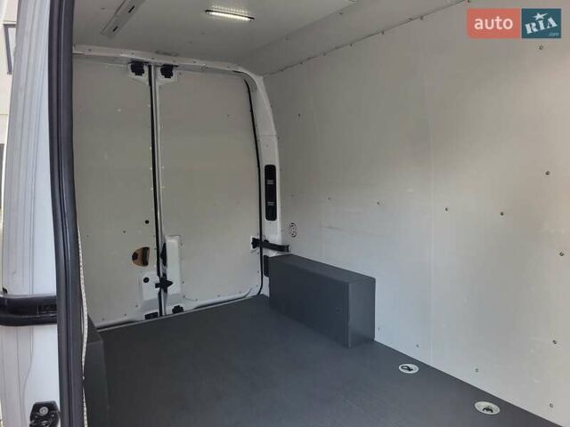 Белый Рено Мастер, объемом двигателя 2.3 л и пробегом 275 тыс. км за 21900 $, фото 37 на Automoto.ua