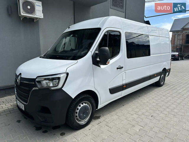 Белый Рено Мастер, объемом двигателя 2.3 л и пробегом 290 тыс. км за 23800 $, фото 1 на Automoto.ua
