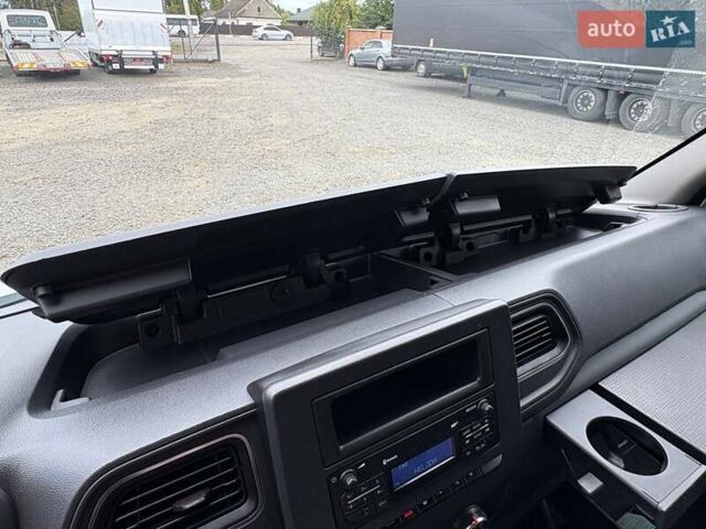 Белый Рено Мастер, объемом двигателя 2.3 л и пробегом 125 тыс. км за 19500 $, фото 28 на Automoto.ua