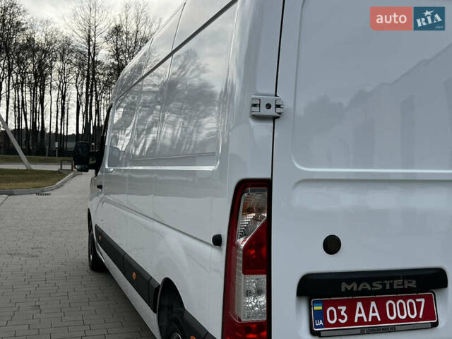 Белый Рено Мастер, объемом двигателя 2.3 л и пробегом 211 тыс. км за 16850 $, фото 29 на Automoto.ua