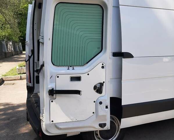 Белый Рено Мастер, объемом двигателя 2.3 л и пробегом 216 тыс. км за 18850 $, фото 26 на Automoto.ua