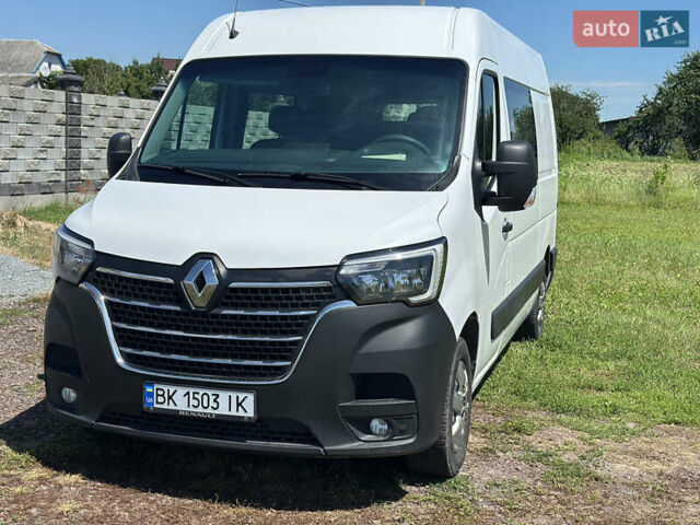 Белый Рено Мастер, объемом двигателя 2.3 л и пробегом 287 тыс. км за 17200 $, фото 4 на Automoto.ua
