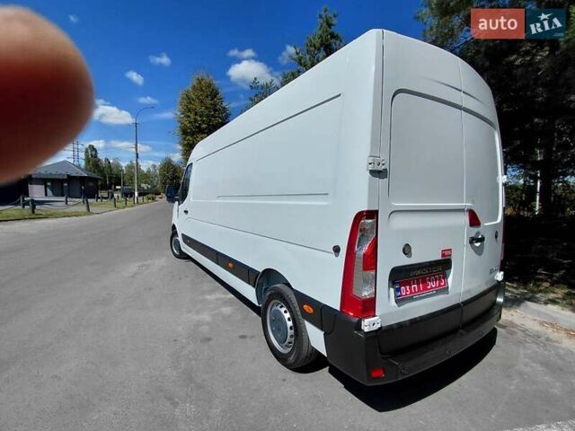Белый Рено Мастер, объемом двигателя 2.3 л и пробегом 353 тыс. км за 18999 $, фото 12 на Automoto.ua