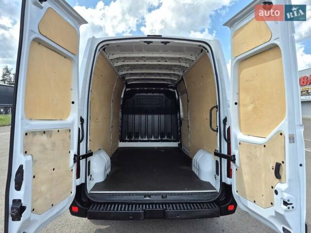 Белый Рено Мастер, объемом двигателя 2.3 л и пробегом 240 тыс. км за 18499 $, фото 23 на Automoto.ua
