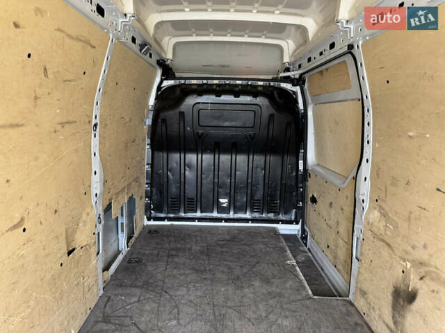 Білий Рено Мастєр, об'ємом двигуна 2.3 л та пробігом 225 тис. км за 23245 $, фото 167 на Automoto.ua