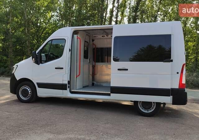 Белый Рено Мастер, объемом двигателя 2.3 л и пробегом 238 тыс. км за 17350 $, фото 12 на Automoto.ua