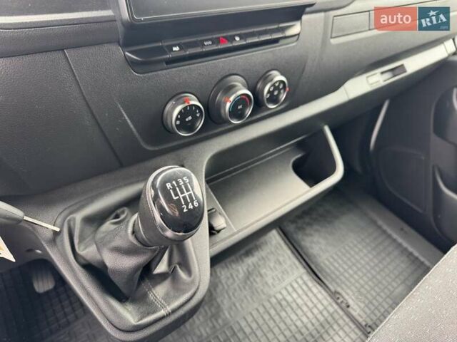 Рено Мастер 2020 в Ровно на Automoto.ua Белый Рено Мастер, объемом двигателя 2.3 л и пробегом 147 тыс. км за 20500 $, фото 13 на Automoto.ua