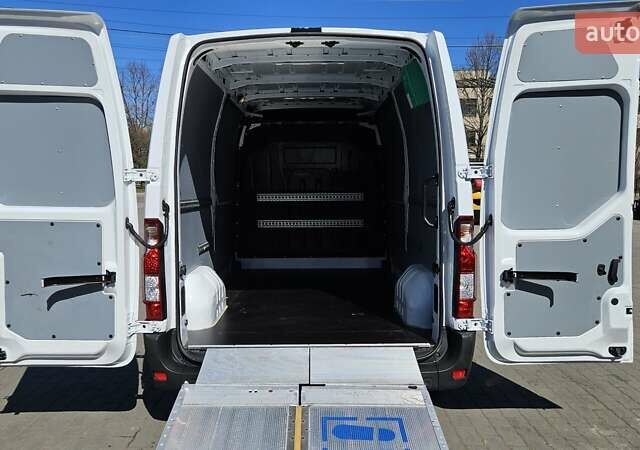 Білий Рено Мастєр, об'ємом двигуна 2.3 л та пробігом 186 тис. км за 18100 $, фото 40 на Automoto.ua