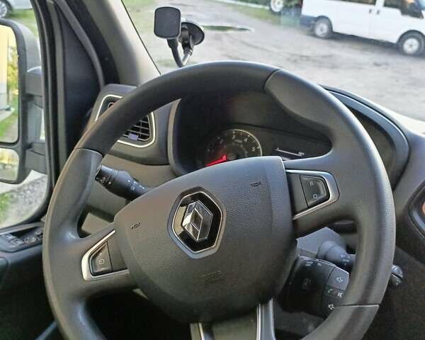 Белый Рено Мастер, объемом двигателя 2.3 л и пробегом 200 тыс. км за 21500 $, фото 5 на Automoto.ua