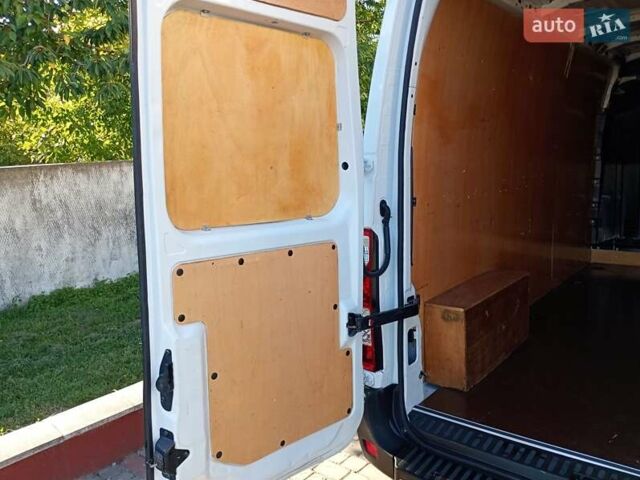 Білий Рено Мастєр, об'ємом двигуна 2.3 л та пробігом 200 тис. км за 18900 $, фото 5 на Automoto.ua