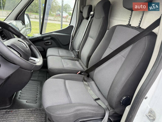 Білий Рено Мастєр, об'ємом двигуна 2.3 л та пробігом 247 тис. км за 18700 $, фото 15 на Automoto.ua