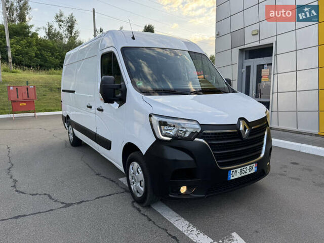 Белый Рено Мастер, объемом двигателя 2.3 л и пробегом 280 тыс. км за 18300 $, фото 60 на Automoto.ua